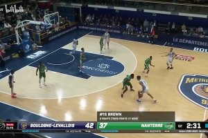 每一球都让人叹为观止！文班当年在法甲的十佳球！外星怪物！