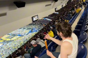 在美国10美元球场票的极致体验有多夸张？会不会有恐高症？